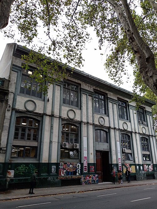 Building of the Scuola Italiana of Montevideo (Montevideo)